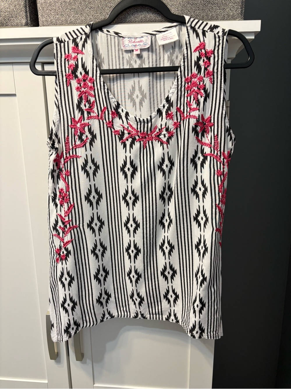 Panhandle Tunika Anaco Pink Embroidered Striped Boho Western Tank Top Sz M EUC